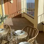 Sol Y Mar *